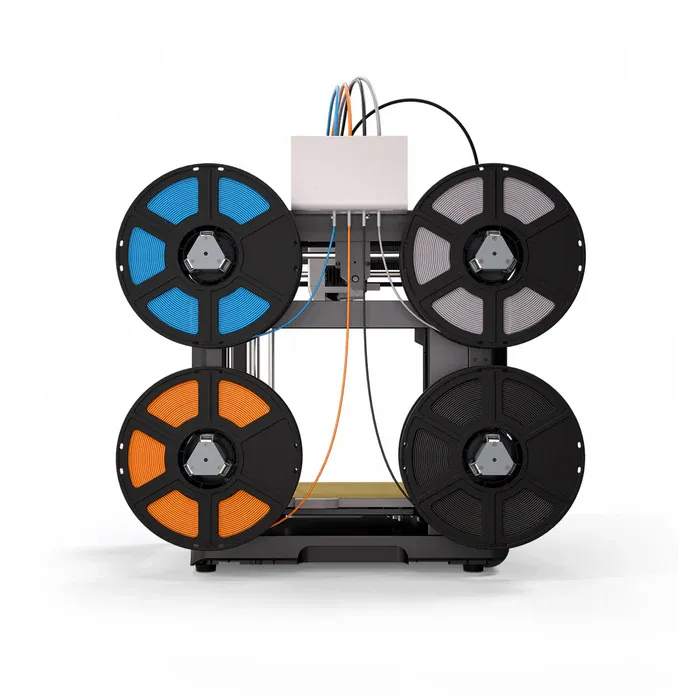 Impressora 3D Flashforge AD5X vista de frente com os quatro rolos de filamento encaixados nas laterais